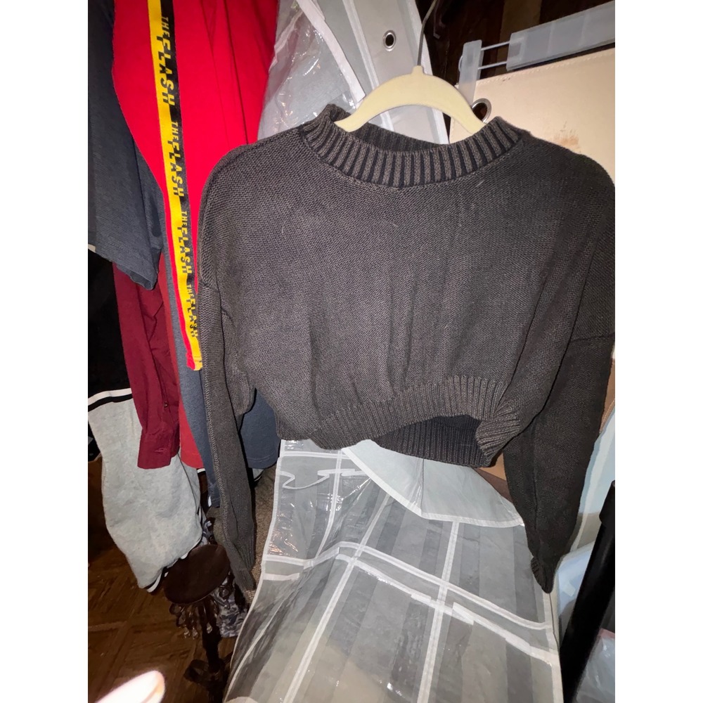 Forever 21 Womens Charcoal Gray Cropped Knit Sweater Crew Neck XS Long Sleeve